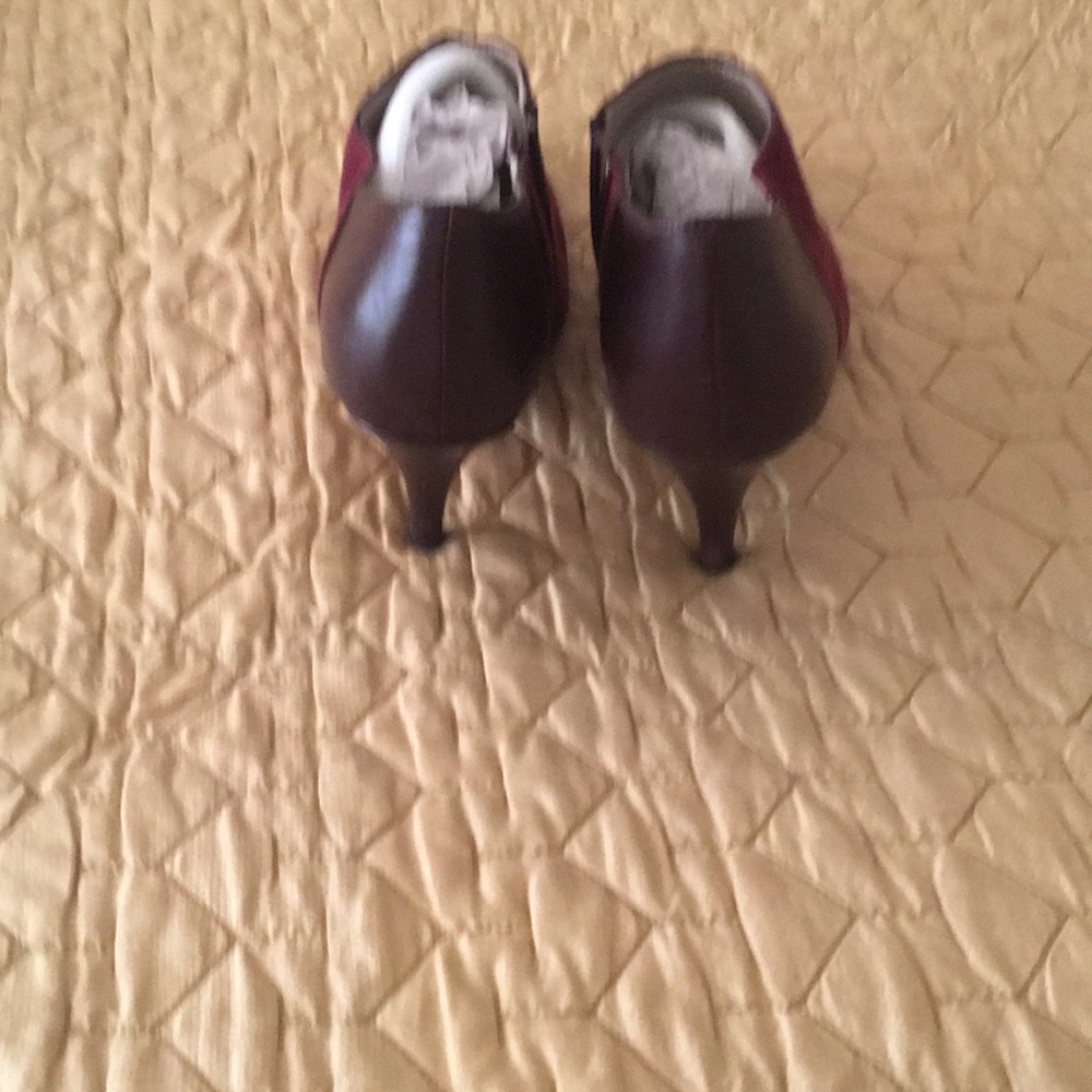 Leather/suede boots,size 7 1/2 - Picture 3 of 7